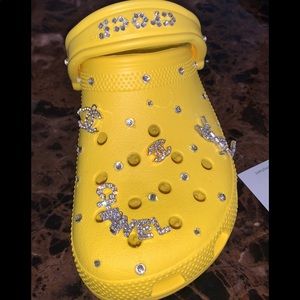 Customized crocs